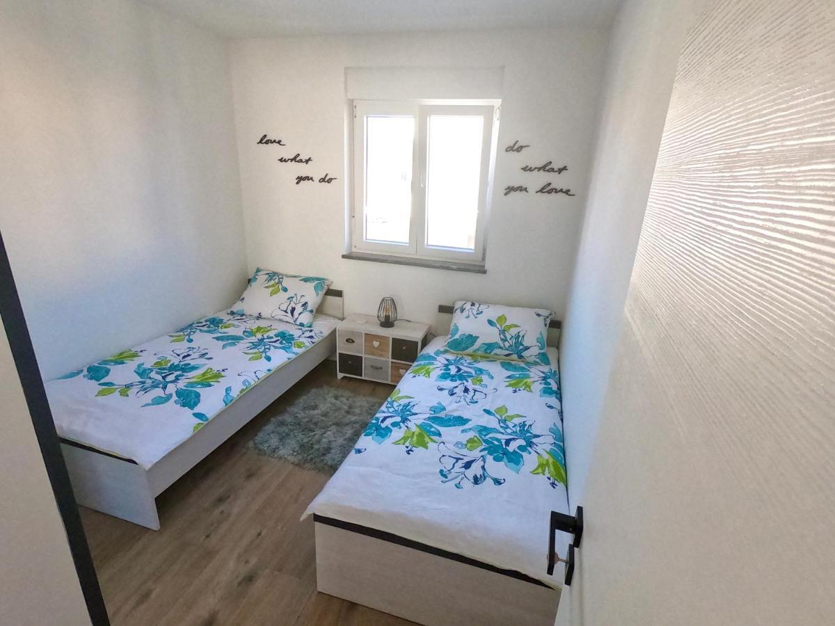 Apartment Libero Водице Екстериор снимка